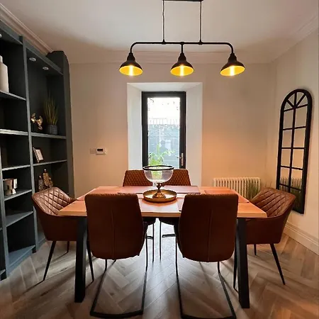 The Glen House Ferienhaus *